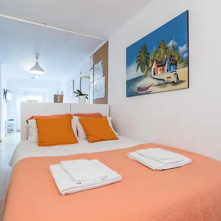 Апартаменты Cozy Loft Silencioso A Graca *