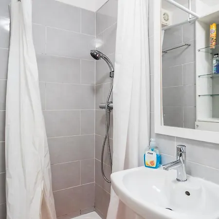 Cozy Loft Silencioso A Graca Апартаменты *